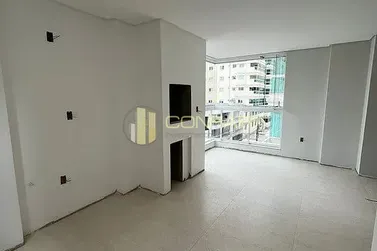 Apartamento &agrave; venda - 100m&sup2; - Meia Praia
