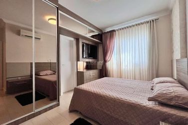 Apartamento &agrave; venda - 194m&sup2; - Meia Praia