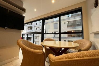 Apartamento &agrave; venda - Meia Praia