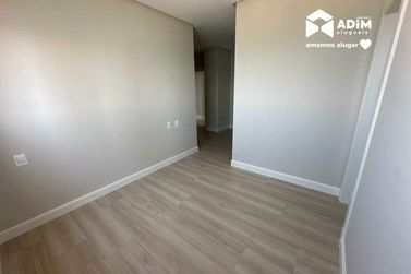 Apartamento para alugar - 170m&sup2; - Centro
