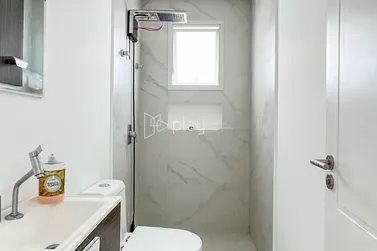 Apartamento &agrave; venda - 160m&sup2; - Meia Praia