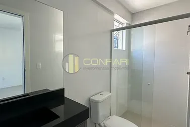 Apartamento &agrave; venda - 113m&sup2; - Meia Praia