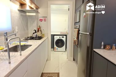 Apartamento para alugar - 132m&sup2; - Meia Praia