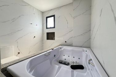 Apartamento &agrave; venda - 135m&sup2; - Centro