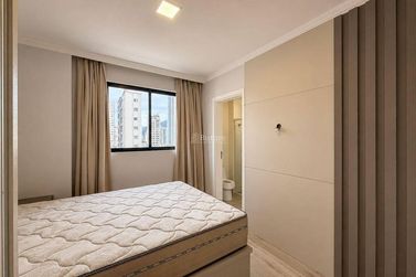 Apartamento para alugar - Meia Praia