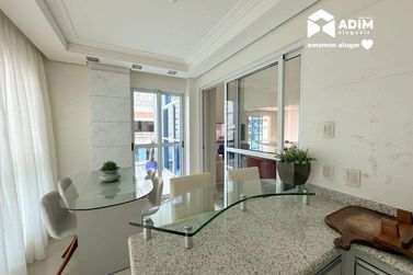 Apartamento para alugar - 392m&sup2; - Centro