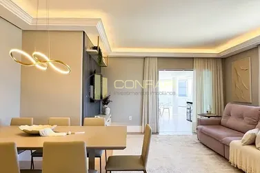 Apartamento &agrave; venda - 129m&sup2; - Meia Praia