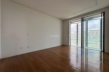 Apartamento &agrave; venda - 330m&sup2; - Praia Brava