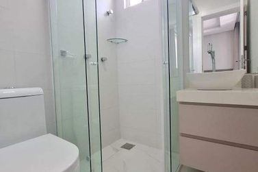 Apartamento para alugar - 162m&sup2; - Meia Praia