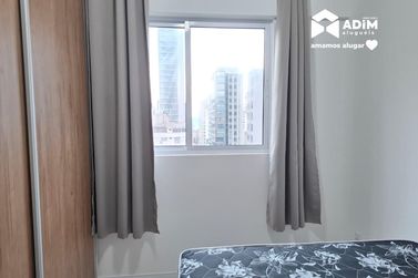 Apartamento para alugar - 119m&sup2; - Meia Praia