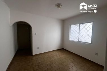 Apartamento para alugar - 50m&sup2; - Centro
