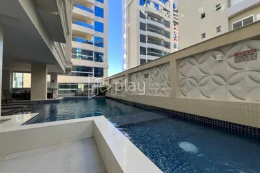 Apartamento &agrave; venda - 260m&sup2; - Meia Praia