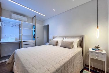 Apartamento &agrave; venda - 166m&sup2; - Meia Praia