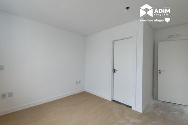 Apartamento para alugar - 81m&sup2; - Centro