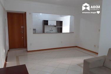 Apartamento para alugar - 121m&sup2; - Centro