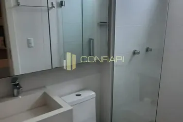 Apartamento &agrave; venda - 123m&sup2; - Meia Praia