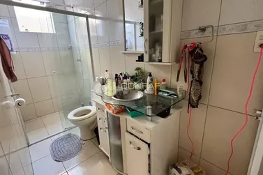 Casa &agrave; venda - 250m&sup2; - Casa Branca