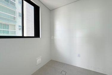 Apartamento &agrave; venda - Meia Praia