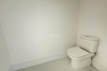 Apartamento &agrave; venda - 130m&sup2; - Meia Praia