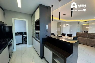 Apartamento para alugar - 132m&sup2; - Meia Praia