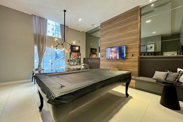 Apartamento &agrave; venda - 138m&sup2; - Centro