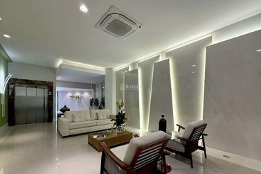 Apartamento &agrave; venda - 102m&sup2; - Centro