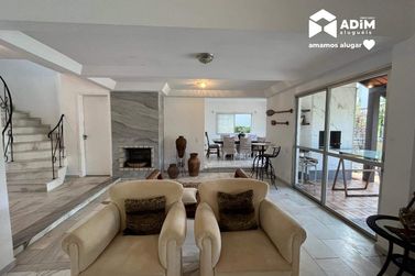Casa para alugar - 323m&sup2; - Barra