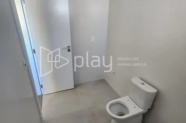 Apartamento &agrave; venda - 132m&sup2; - Meia Praia