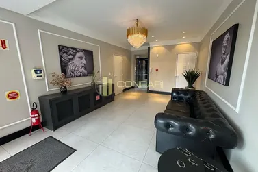 Apartamento &agrave; venda - 136m&sup2; - Meia Praia