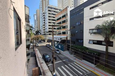 Apartamento para alugar - 75m&sup2; - Centro