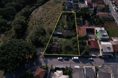 Terreno &agrave; venda - 1610m&sup2; - Centro