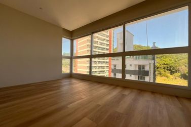 Apartamento &agrave; venda - 164m&sup2; - Pioneiros