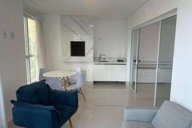 Apartamento &agrave; venda - Meia Praia
