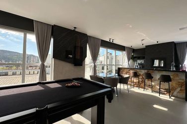 Apartamento &agrave; venda - Meia Praia