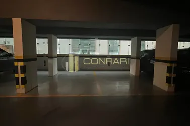 Apartamento para alugar - 130m&sup2; - Meia Praia
