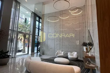 Apartamento &agrave; venda - 140m&sup2; - Centro