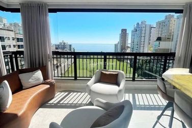 Apartamento &agrave; venda - Meia Praia