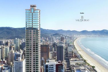 Apartamento &agrave; venda - 213m&sup2; - Meia Praia