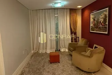 Casa para alugar - 300m&sup2; - Meia Praia