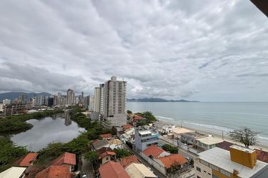 Apartamento &agrave; venda - 145m&sup2; - 