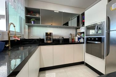 Apartamento &agrave; venda - 137m&sup2; - Andorinha