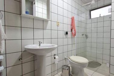 Apartamento para alugar - 193m&sup2; - Meia Praia