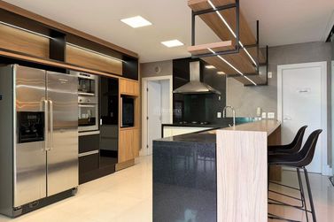 Apartamento &agrave; venda - 177m&sup2; - Centro