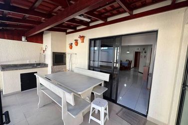Apartamento &agrave; venda - Meia Praia