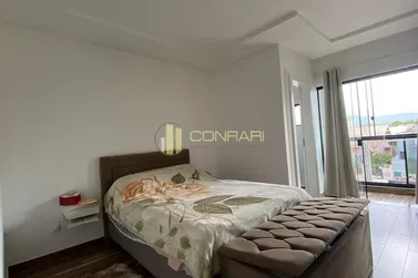 Sobrado &agrave; venda - 106m&sup2; - Pereque