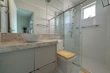 Apartamento &agrave; venda - 202m&sup2; - Meia Praia