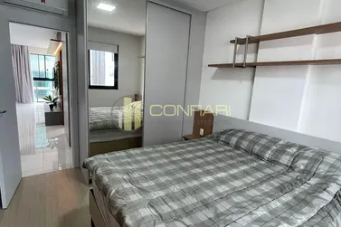 Apartamento para alugar - 94m&sup2; - Meia Praia
