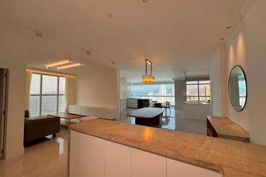 Apartamento &agrave; venda - Meia Praia