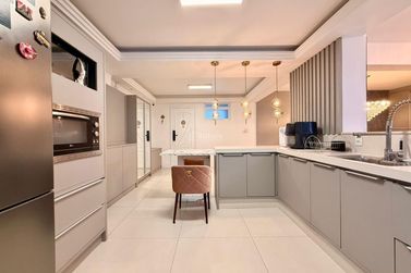 Apartamento &agrave; venda - 120m&sup2; - Centro