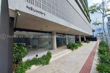 Sal&atilde;o Comercial para alugar - 65m&sup2; - Centro